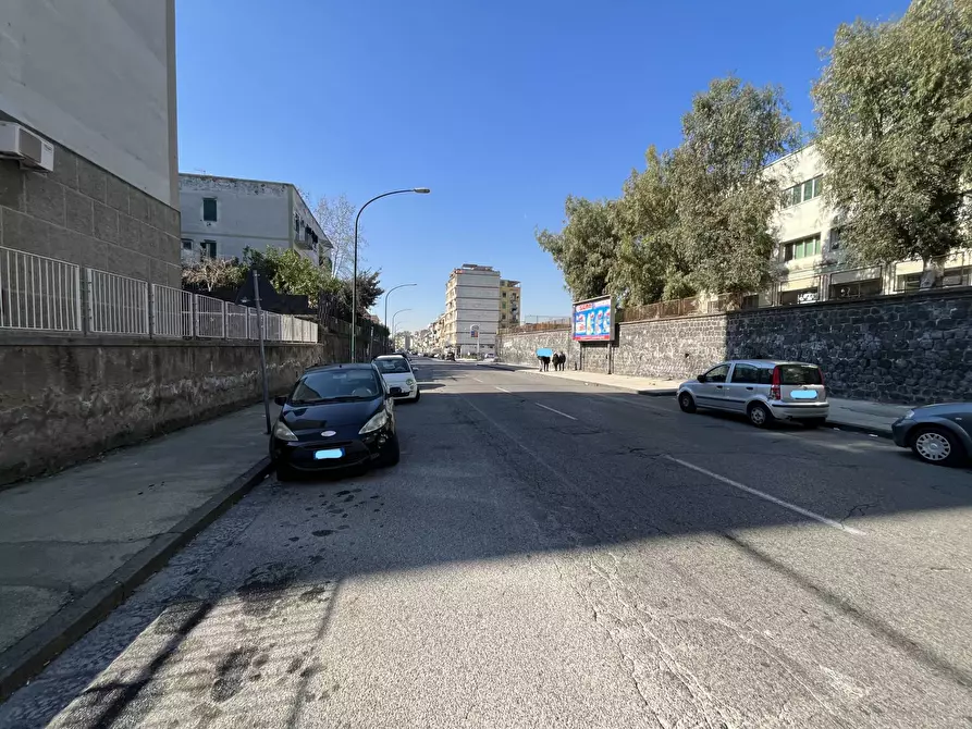 Immagine 19 di Appartamento in vendita  in via Angelo Camillo de Meis a Napoli