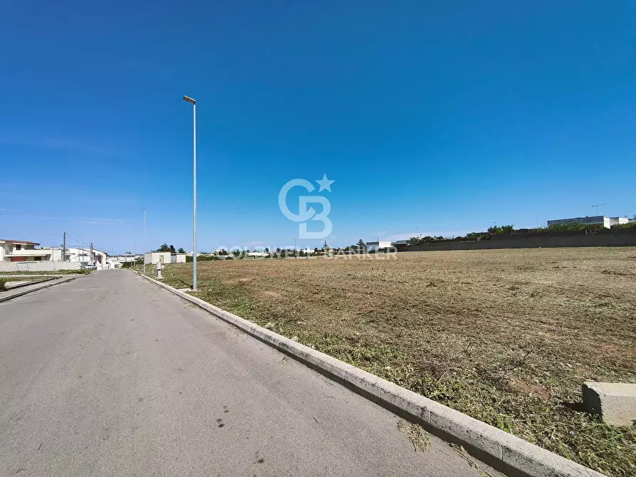 Immagine 1 di Terreno residenziale in vendita  in Via Umbria a Uggiano La Chiesa