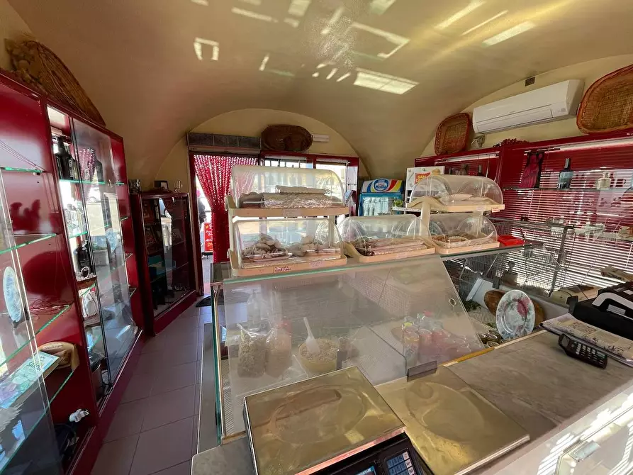 Immagine 10 di Attività commerciale in vendita  in Stazione Marittima - Golfo Aranci a Golfo Aranci