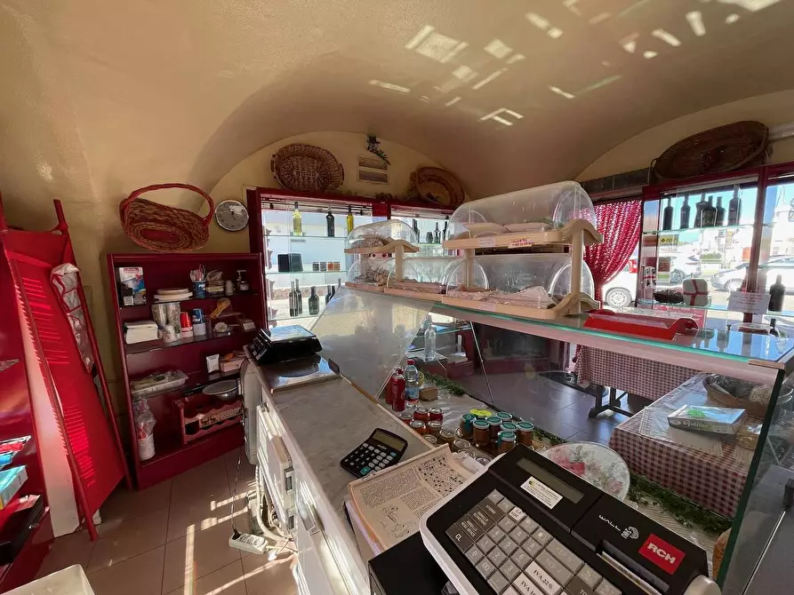 Immagine 12 di Attività commerciale in vendita  in Stazione Marittima - Golfo Aranci a Golfo Aranci