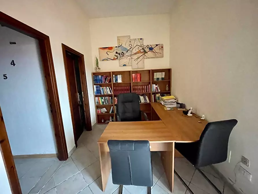 Immagine 18 di Locale commerciale in vendita  in Via Sarra lu Entu Canniggione Costa Smeralda a Arzachena