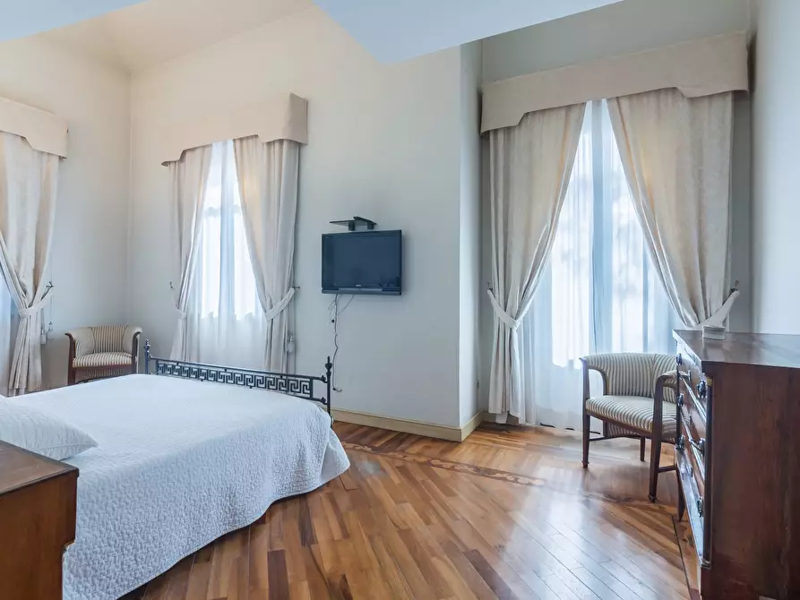 Immagine 20 di Villa in vendita  in Viale D. Chiesa a Riccione