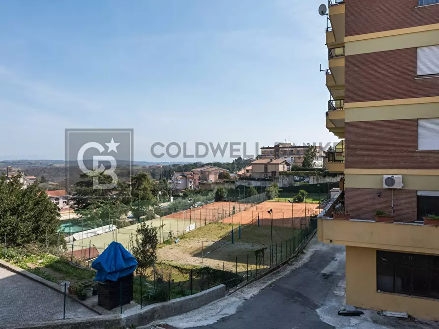 Immagine 2 di Appartamento in vendita  in Viale Manzoni a Rignano Flaminio