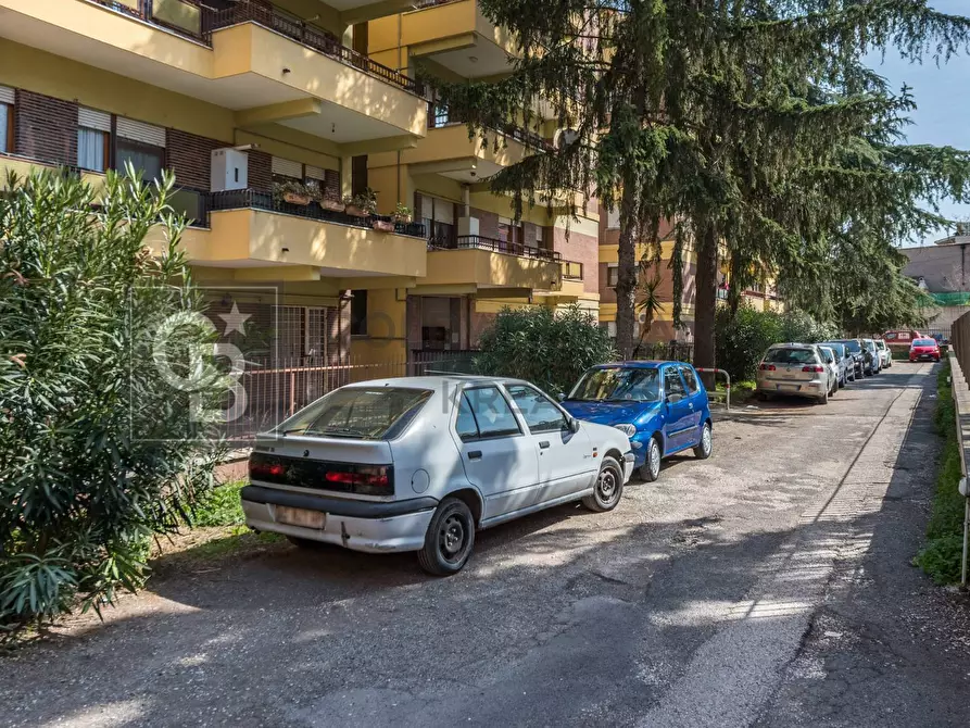 Immagine 3 di Appartamento in vendita  in Viale Manzoni a Rignano Flaminio