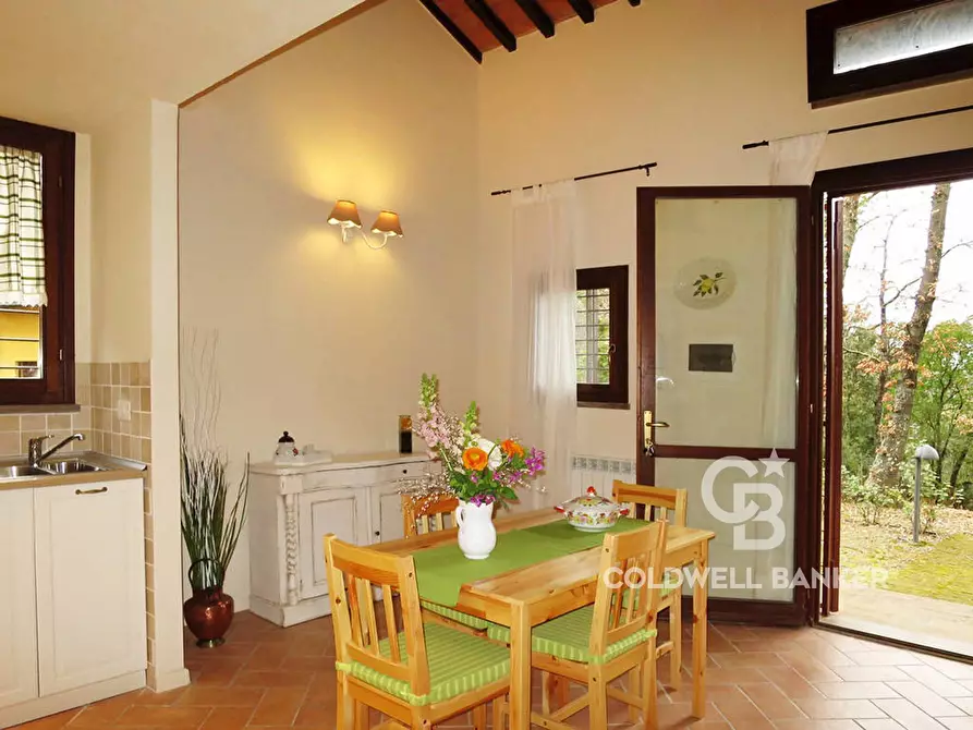 Immagine 8 di Appartamento in vendita  in Località camporbiano a Gambassi Terme