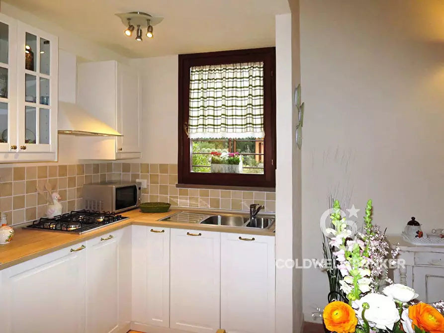 Immagine 9 di Appartamento in vendita  in Località camporbiano a Gambassi Terme