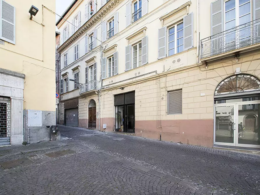 Immagine 22 di Appartamento in vendita  in Via Orologio Vecchio a Viterbo
