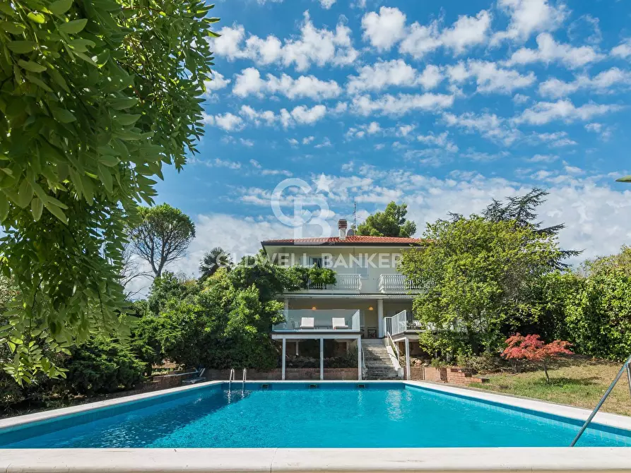Immagine 1 di Villa in vendita  in Via ospedaletto a Misano Adriatico