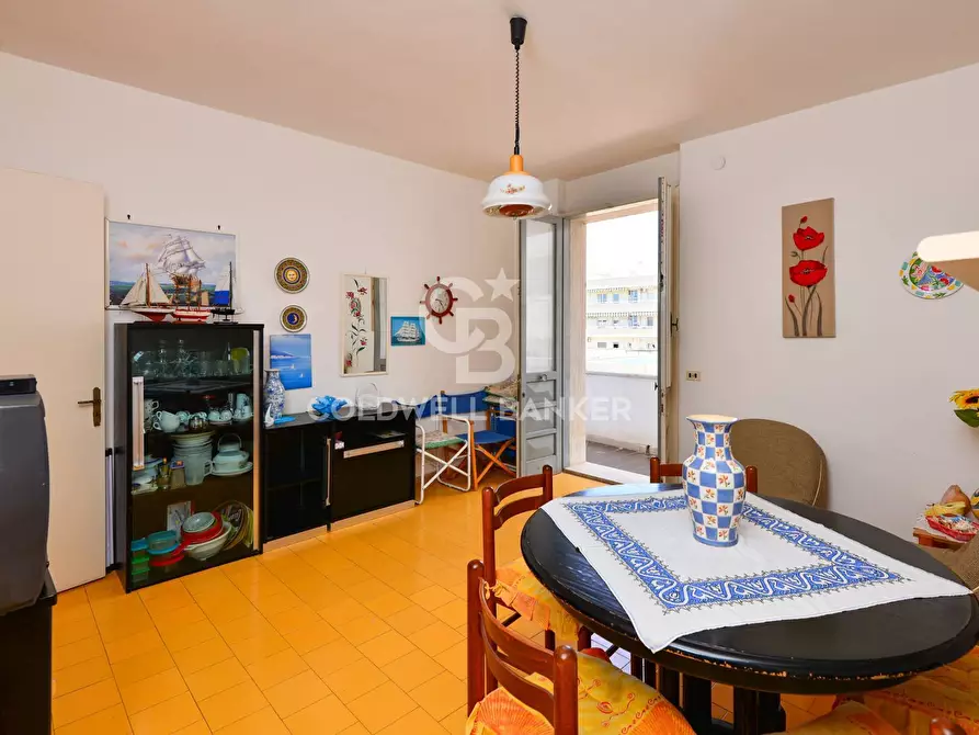 Immagine 1 di Appartamento in vendita  in Via Riccione a Porto Cesareo
