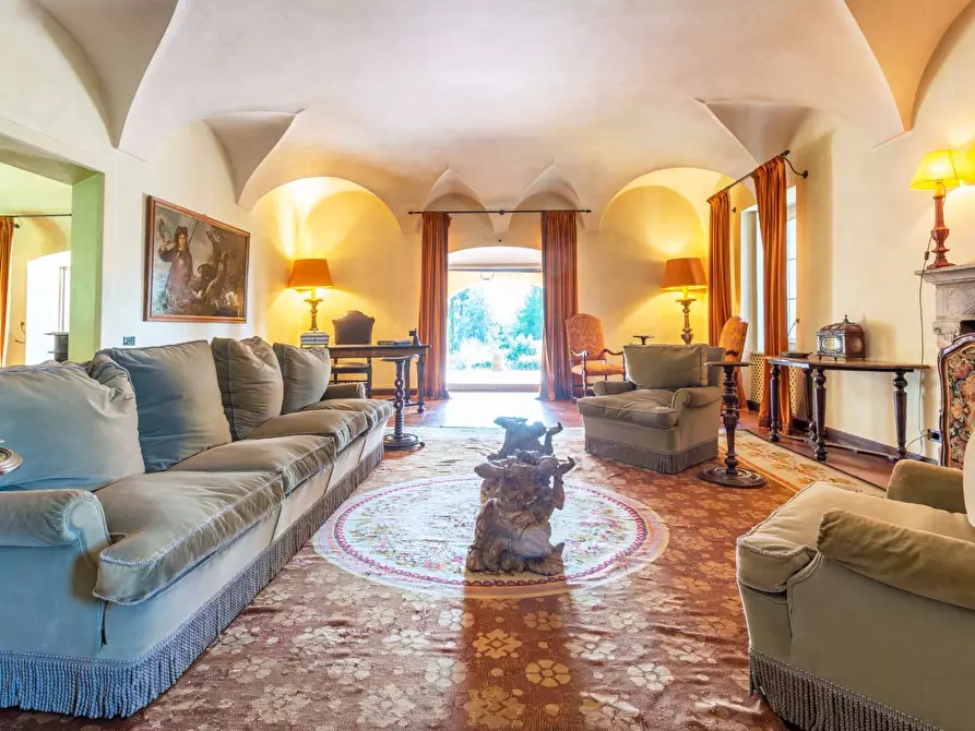 Immagine 11 di Villa in vendita  in strada Cascina Giocco a Biella