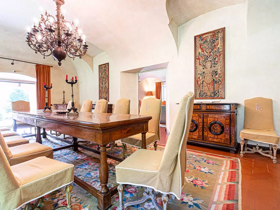 Immagine 15 di Villa in vendita  in strada Cascina Giocco a Biella