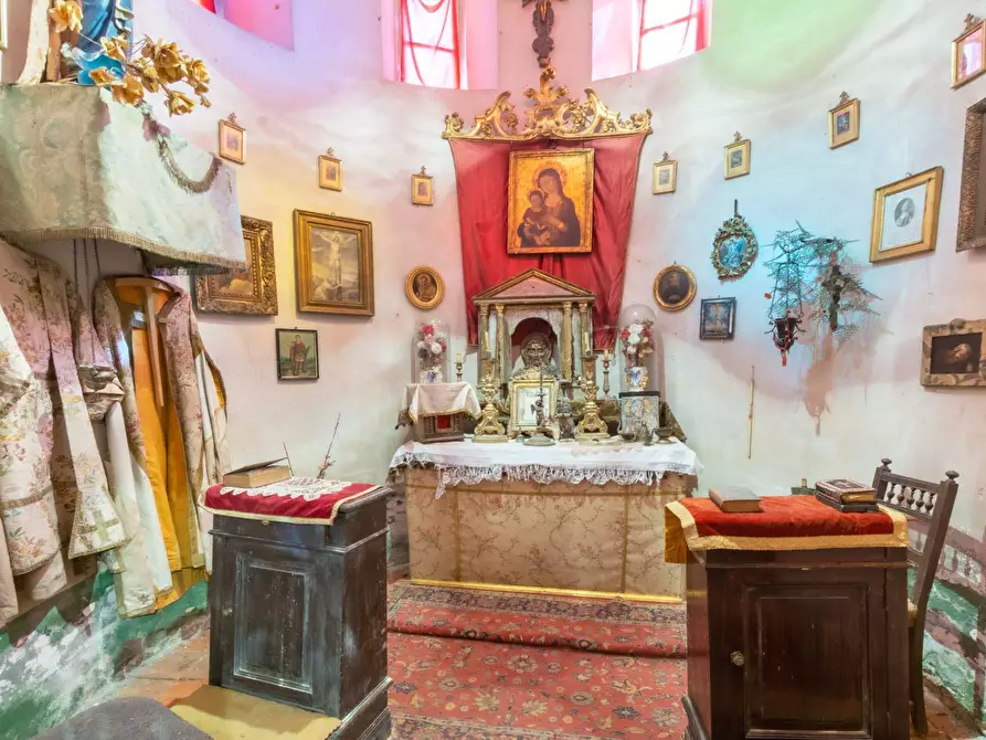 Immagine 5 di Castello in vendita  in Via Roma a Baldissero D'alba