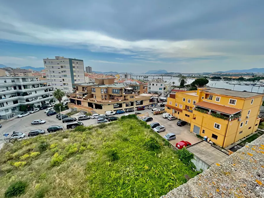 Immagine 1 di Terreno residenziale in vendita  in Via Roma a Olbia