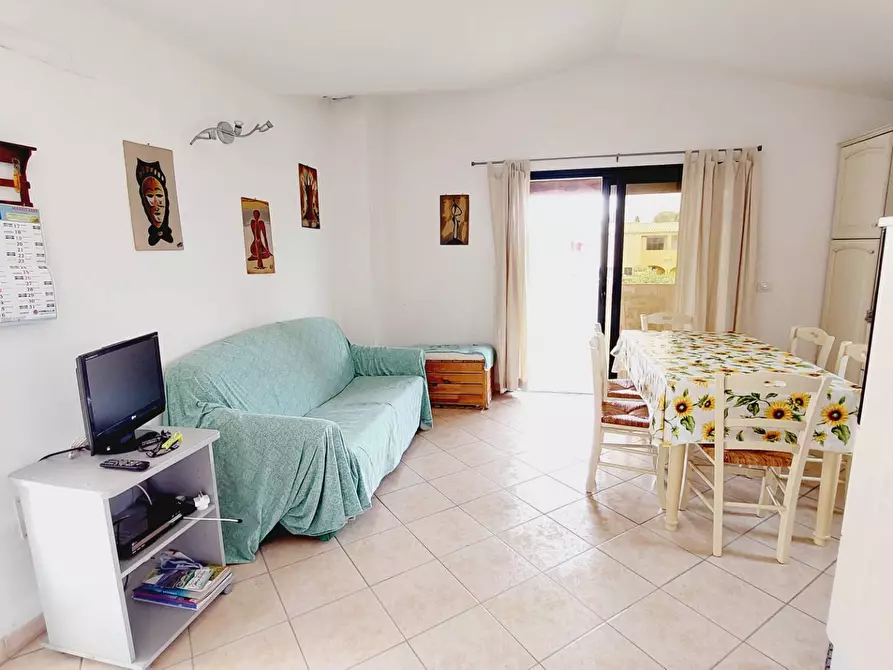 Immagine 6 di Appartamento in vendita  in via mannironi a Budoni