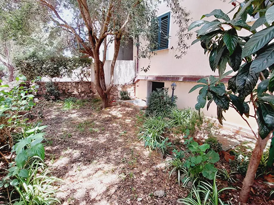 Immagine 16 di Appartamento in vendita  in via mannironi a Budoni