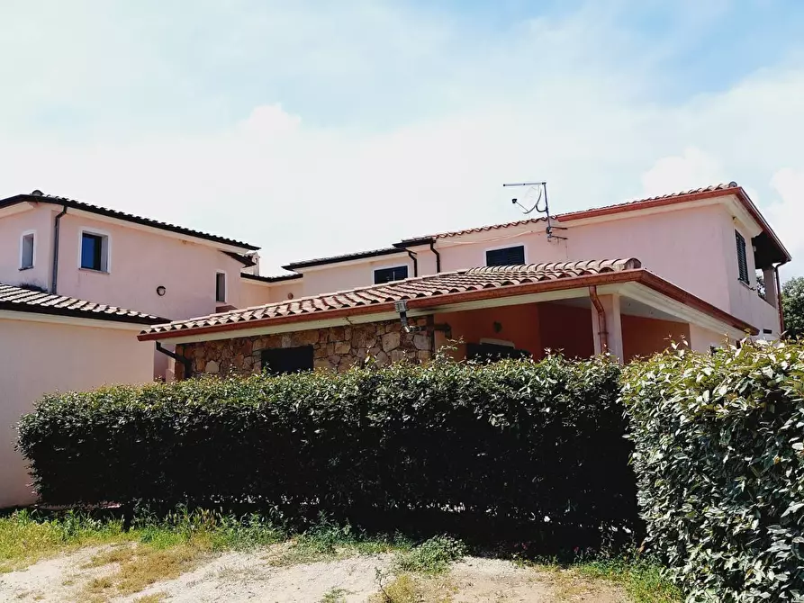 Immagine 17 di Appartamento in vendita  in via mannironi a Budoni