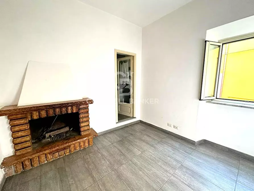 Immagine 1 di Appartamento in vendita  in via San Sebastiano a Faleria