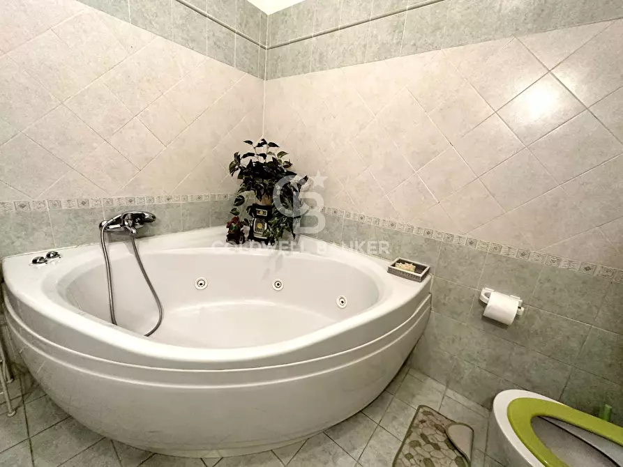 Immagine 24 di Appartamento in vendita  in Località Banditaccia a Faleria