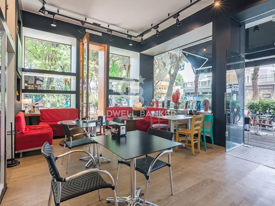 Immagine 6 di Bar / Ristorante in vendita  in Viale Ceccarini a Riccione
