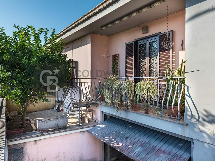 Immagine 23 di Villa in vendita  in Via Daniele Manin a Marino