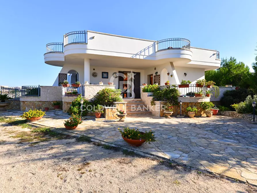 Immagine 1 di Villa in vendita  in Via Pepini a San Cesario Di Lecce