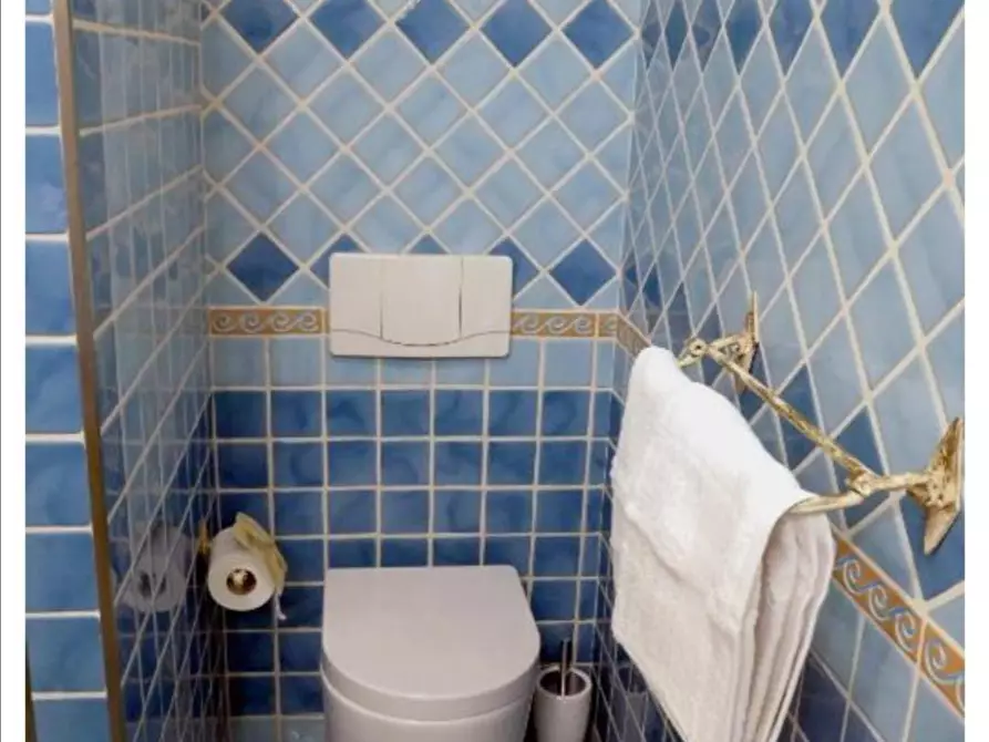 Immagine 22 di Appartamento in vendita  in VIA PORTOROTONDO a Olbia