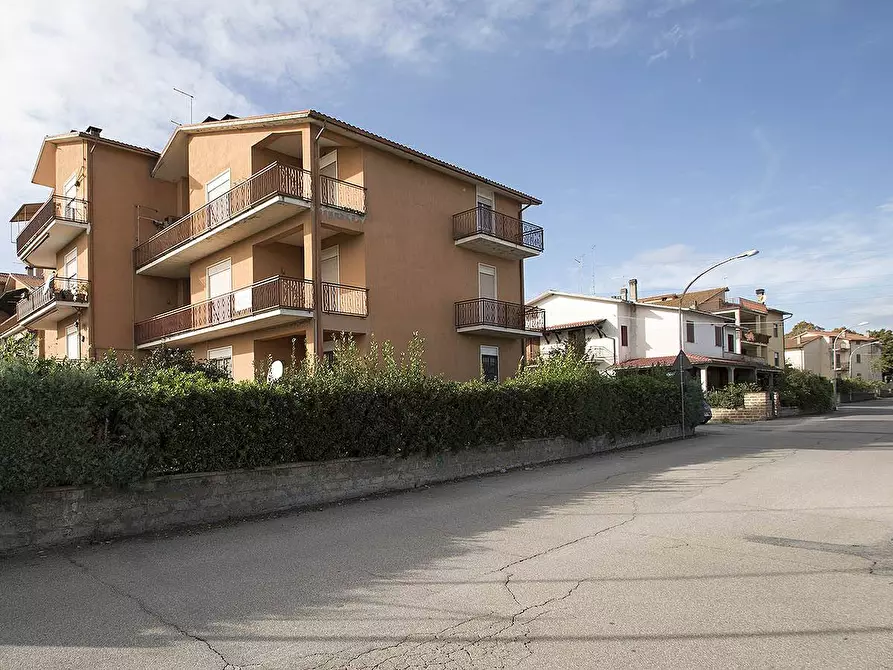 Immagine 1 di Appartamento in vendita  in Via F. Garcia Lorca a Fabrica Di Roma