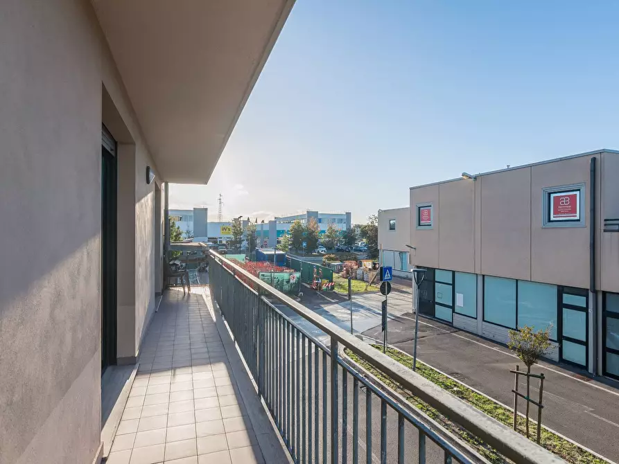 Immagine 15 di Appartamento in vendita  in Via Ravel a Cattolica