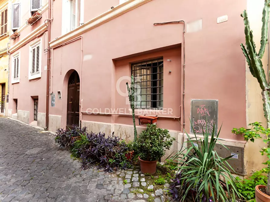 Immagine 23 di Appartamento in vendita  in Via Dei Ciancaleoni a Roma