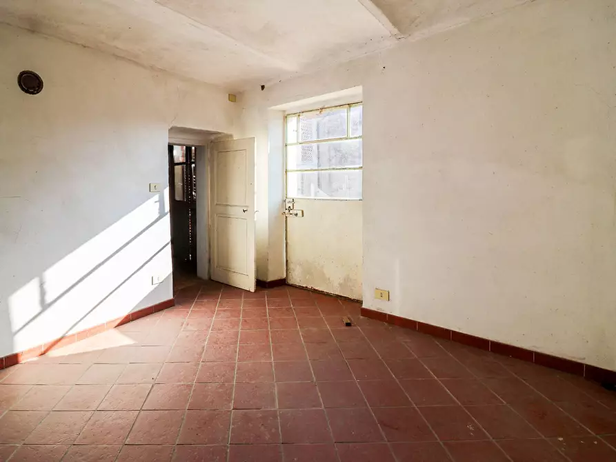 Immagine 12 di Rustico / casale in vendita  in Via Cavour a Cortiglione