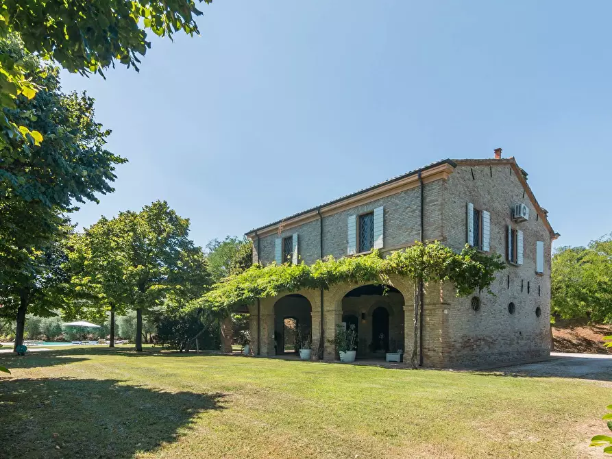 Immagine 1 di Villa in vendita  in Via San Michele a Cesena