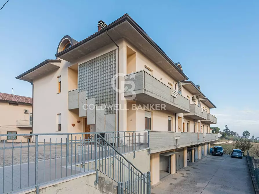Immagine 12 di Appartamento in vendita  in via provinciale pesaro a Mondaino