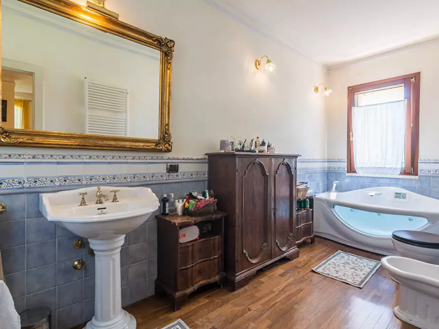 Immagine 27 di Villa in vendita  in Via Conca a Montescudo-Monte Colombo