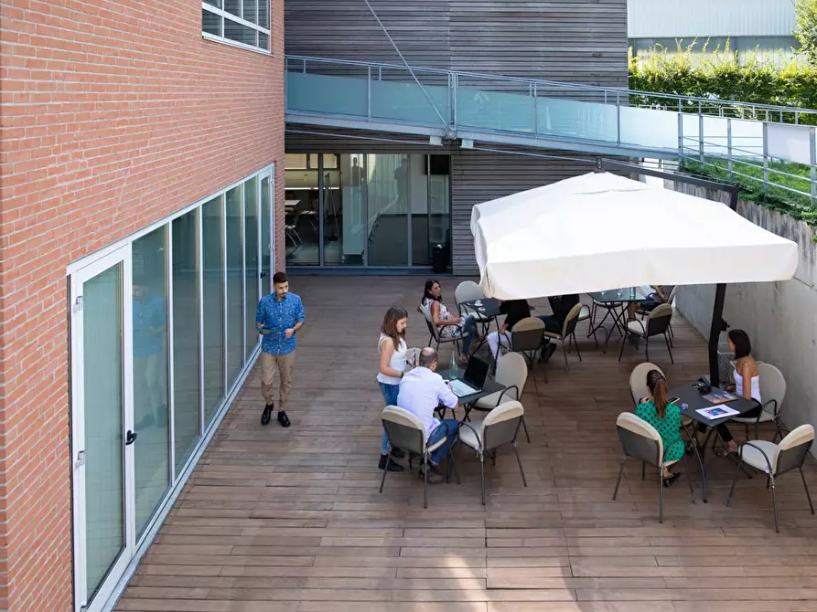 Immagine 4 di Ufficio in affitto  in Corso Barolo a Alba