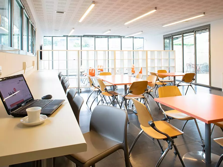 Immagine 14 di Ufficio in affitto  in Corso Barolo a Alba