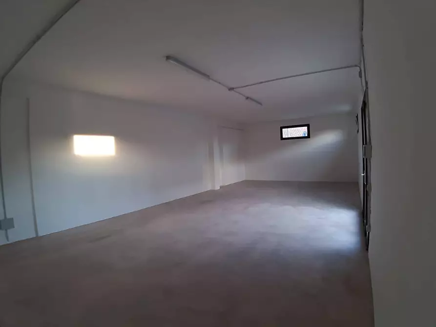 Immagine 16 di Appartamento in vendita  in Via Del Moro a Olbia