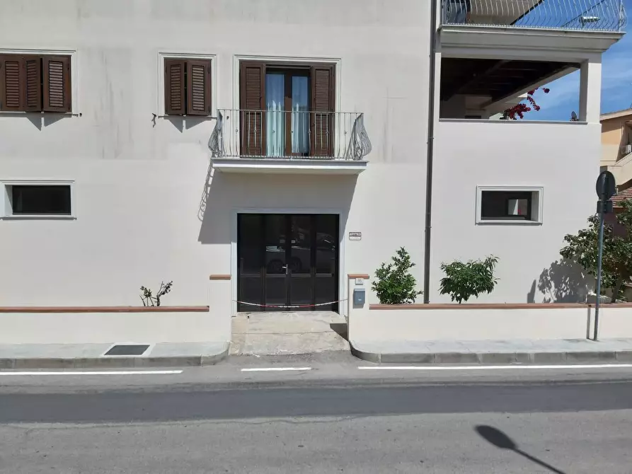 Immagine 3 di Appartamento in vendita  in Via Del Moro a Olbia