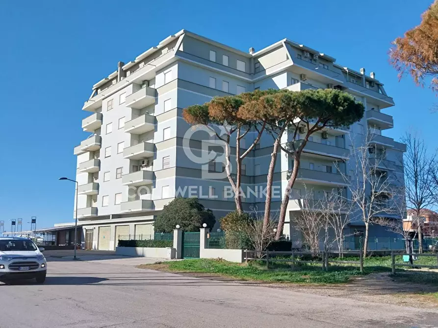 Immagine 2 di Appartamento in vendita  in Viale delle Sirene a Tarquinia