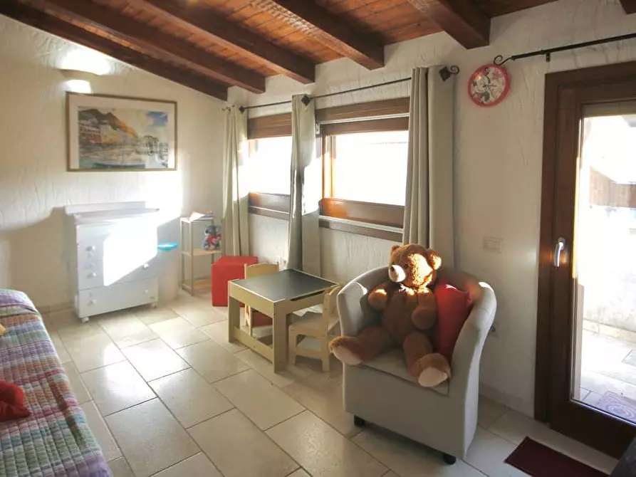 Immagine 11 di Villa in vendita  in Via Bramante a Olbia