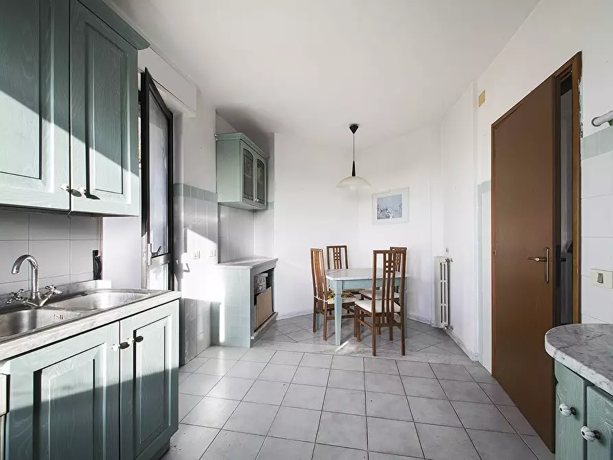 Immagine 1 di Appartamento in vendita  in Via Porsenna a Viterbo