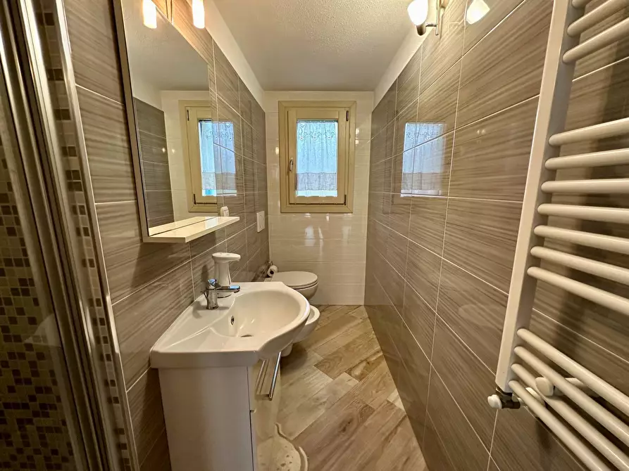 Immagine 23 di Villa in vendita  in Strada statale 125 a Olbia