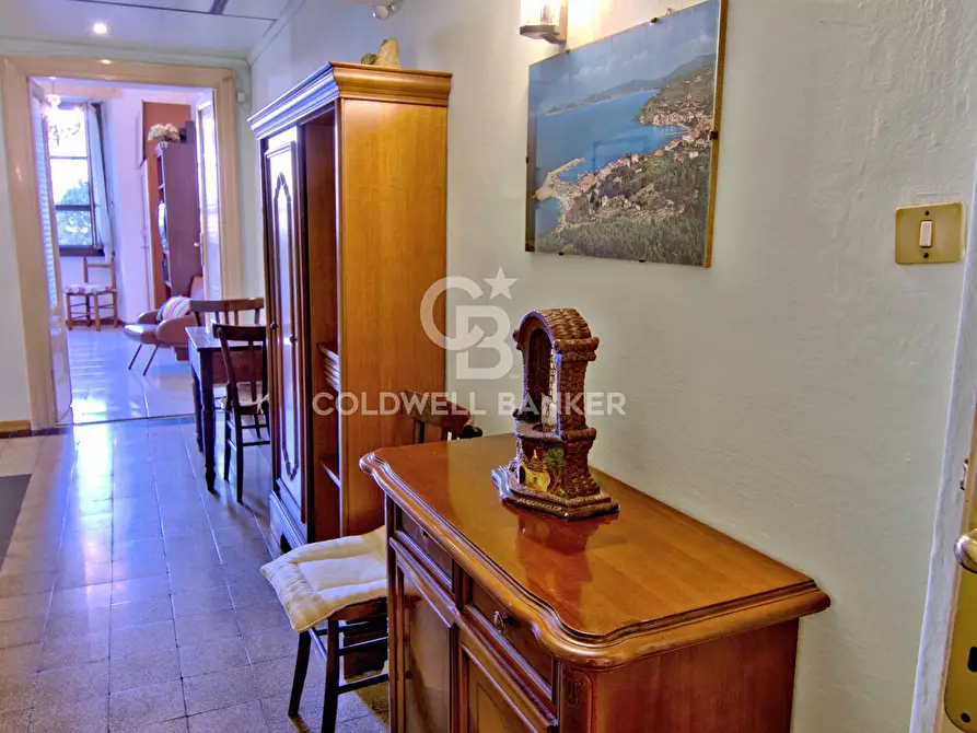 Immagine 5 di Appartamento in vendita  in Via Ninci a Portoferraio