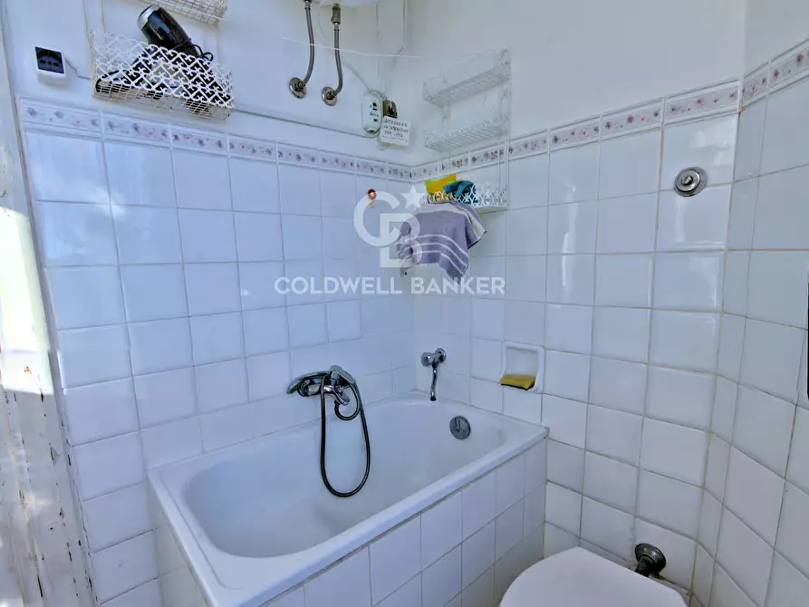 Immagine 27 di Appartamento in vendita  in Via Ninci a Portoferraio