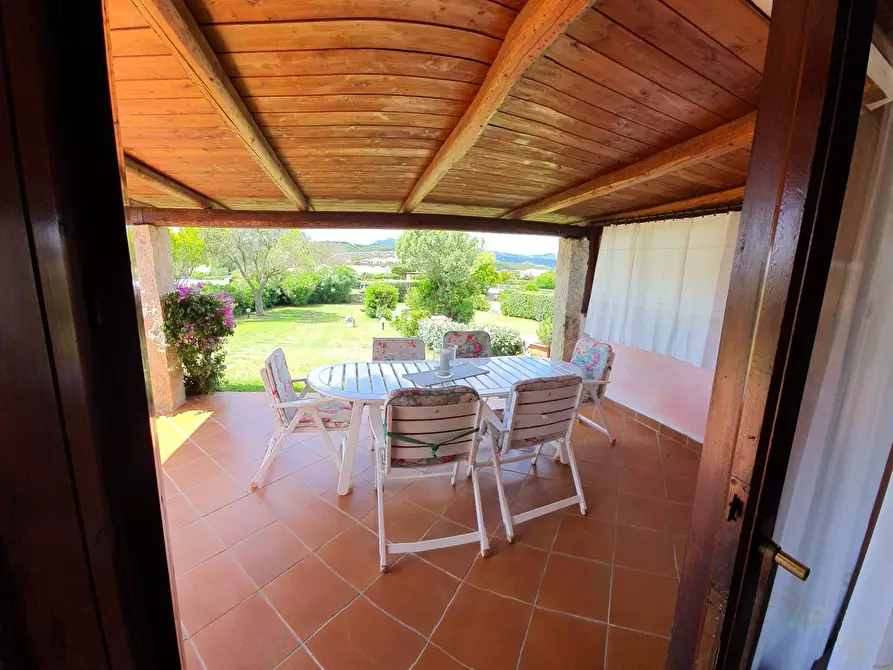 Immagine 4 di Casa semindipendente in vendita  in Via Darsena a Arzachena