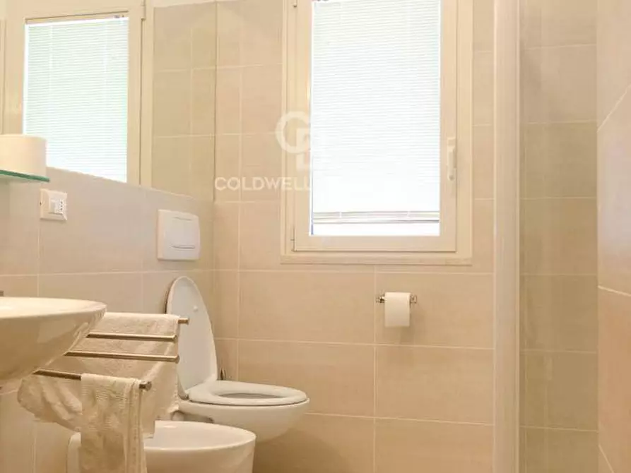 Immagine 10 di Appartamento in affitto  in Via Ponchielli a Riccione