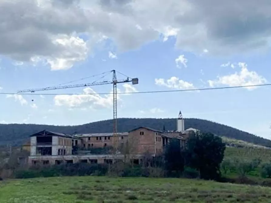 Immagine 9 di Locale commerciale in vendita  in Strada di Cupi a Magliano In Toscana