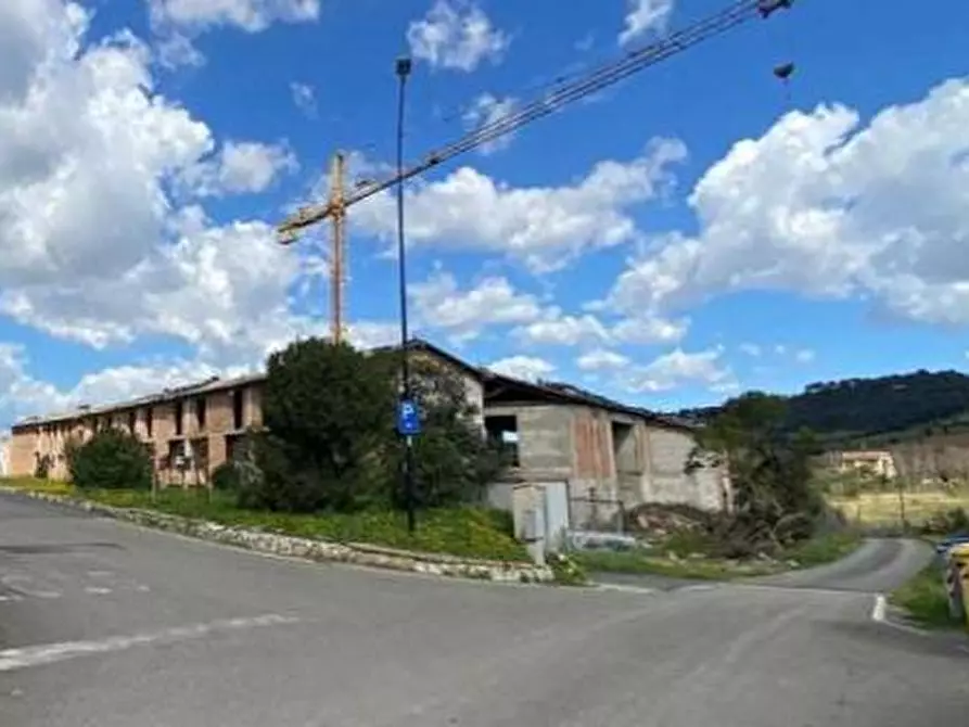 Immagine 8 di Locale commerciale in vendita  in Strada di Cupi a Magliano In Toscana