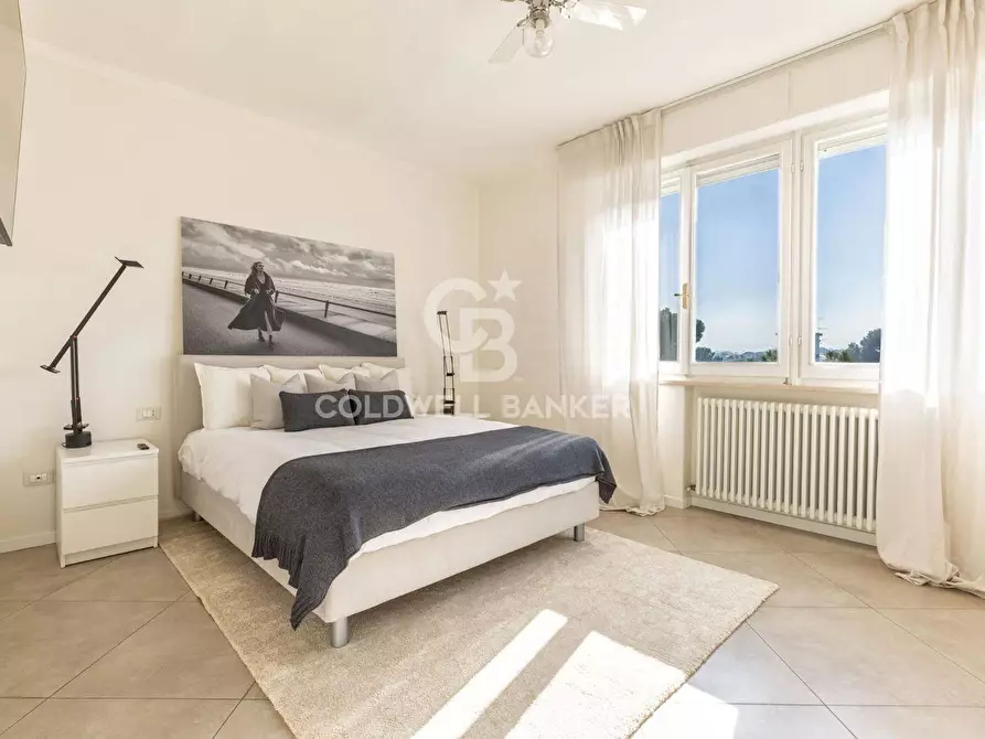 Immagine 6 di Appartamento in vendita  in Viale Dante Alighieri a Riccione