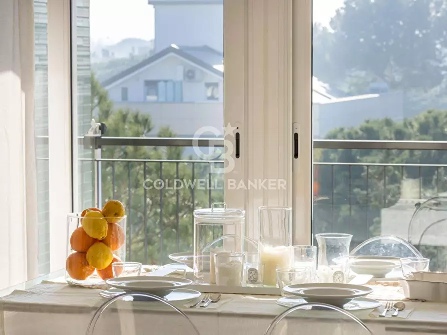 Immagine 15 di Appartamento in vendita  in Viale Dante Alighieri a Riccione