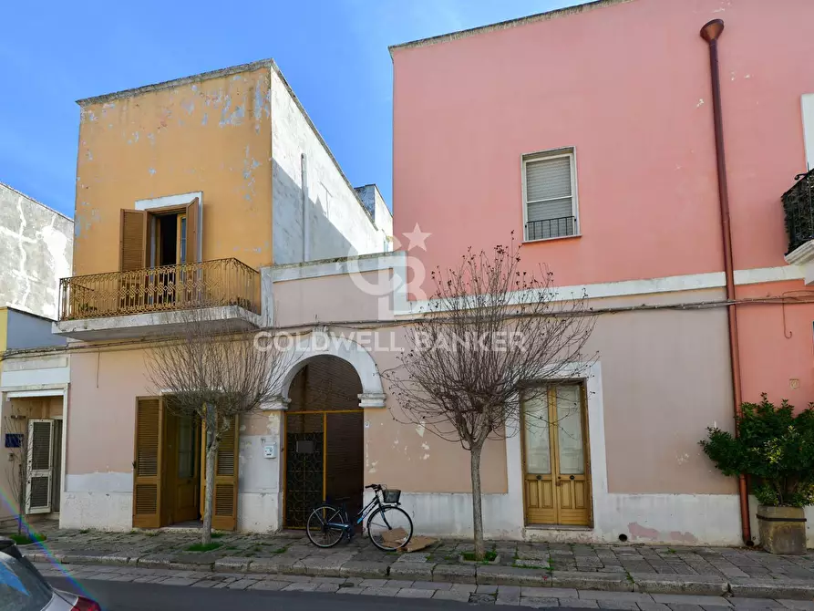 Immagine 1 di Casa indipendente in vendita  in Via Croce a Campi Salentina